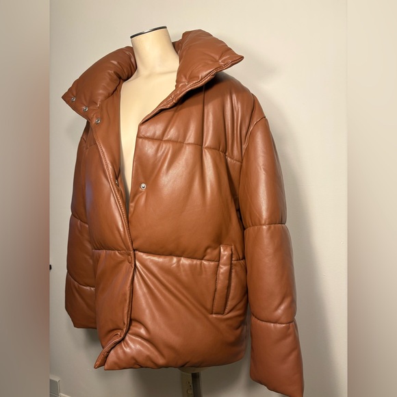 Bagatelle NYC • Oversize Faux Leather Puffer Jacket - Picture 3 of 7